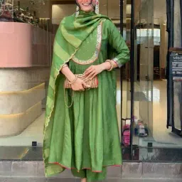 svaraa Women Embroidered Flared Kurta Suit Set image 1