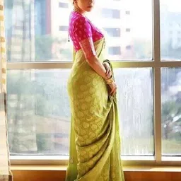 revangi Women Woven Saree with Contrast Border image 1