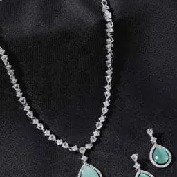 trink Stone-Studded Necklace & Earrings Set-picture-46
