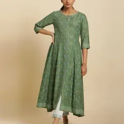 Women Floral Print A-Line Kurta image 1