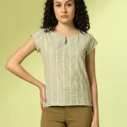 acai Women Woven Relaxed Fit Top-picture-41