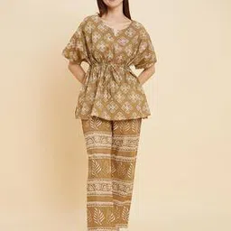 sweet dreams Women Graphic T-Shirt & Pyjama Set-picture-39