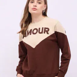 styli Women Regular Fit Regular Sweatshirt image 1