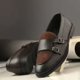 bizzaro Men Loafers with Synthetic upper-picture-36