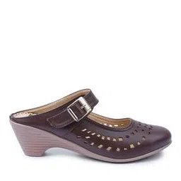 valiosaa Heeled Sandals with Laser Cuts-picture-52