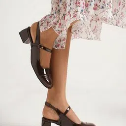 froh feet Women Chunky Heeled Sandals with Synthetic upper-picture-42