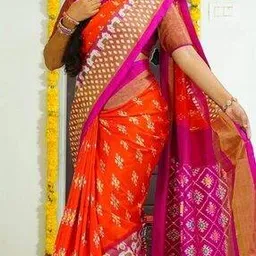 revangi Women Printed Saree with Contrast Border-picture-12