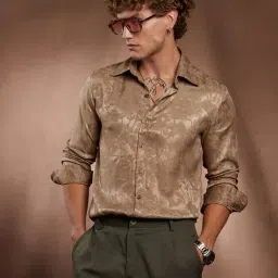 campus sutra Men Regular Fit Shirt with Spread Collar image 1