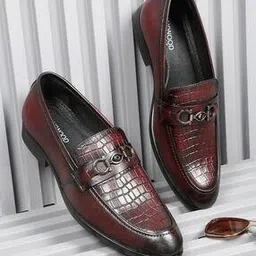 teakwood leathers Men Slip-On Formal Shoes-picture-35