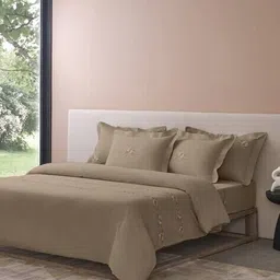 sansaar 200 TC Embroidered King-Size Bedsheet with Pillow Covers image 1