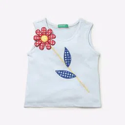 united colors of benetton Round-Neck T-Shirt with Embroidered Applique-picture-43
