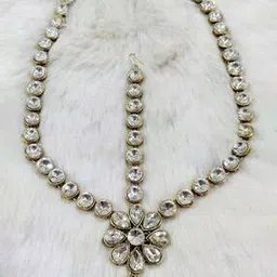 dhivara Traditional Kundan Maang Tikka For Women-picture-18