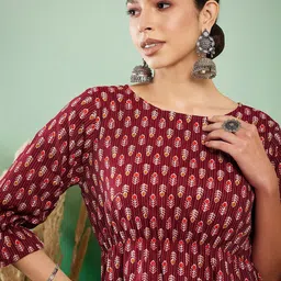 Sangria Kantha Printed Pure Cotton Boat Neck Tunic With Trousers image 2