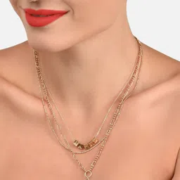 AMI Women Gold-Toned Gold-Plated 3-Layered Minimal Chain with Stud Earrings image 1