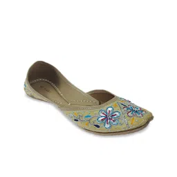 Fulkari Women Embroidered Ethnic Mojaris Flats-picture-41