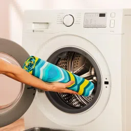 Amazon Brand - Solimo Tranquil Dreams 144 TC 100% Cotton Double Bedsheet with 2 Pillow Covers, Blue, Abstract image 5