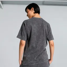 puma DARE TO Relaxed Washed Women's Relaxed Fit Tee image 4