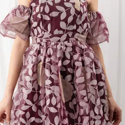 Stylecast X Hersheinbox Floral Print Cold-Shoulder Fit & Flare Dress image 2