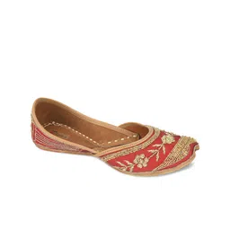 DESI COLOUR Women Maroon Embellished Leather Ethnic Mojaris Flats-picture-38