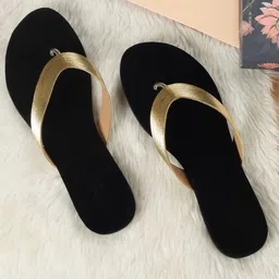 Monrow Women Gold-Toned Self Striped T-Strap Flats-picture-33