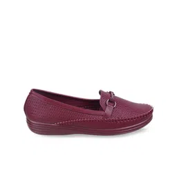 Mochi Textured Round Toe Horsebit Loafers image 3