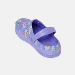 Pantaloons Junior Girls Printed Perforated Clogs image 2
