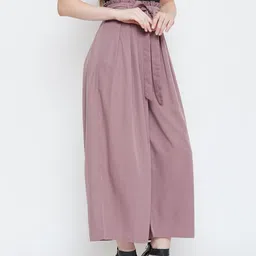 La Zoire Women Pink Flared Palazzos image 2