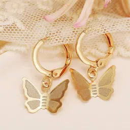 Pinapes Women Gold-Toned Classic Hoop Earrings-picture-39