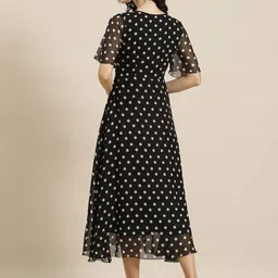 Qurvii Black Georgette A-Line Midi Dress image 4