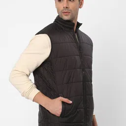 R&B Sleeveless Padded Jacket image 3