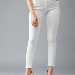 DOLCE CRUDO Women Skinny Fit High-Rise Clean Look Stretchable Jeans-picture-17