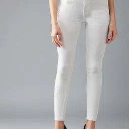 DOLCE CRUDO Women Skinny Fit High-Rise Light Fade Stretchable Jeans-picture-23