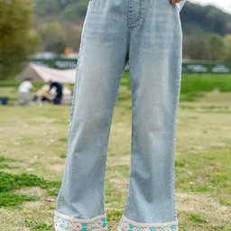 INCLUD Girls Flared Clean Look Embroidered Light Fade Jeans-picture-16