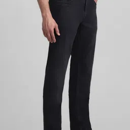 Jack & Jones Men Clark Mid Rise Clean Look Stretchable Jeans image 4