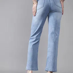 DOLCE CRUDO Women Wide Leg High-Rise Light Fade Stretchable Jeans image 5