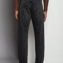 calvin klein jeans Calvin Klein Men Straight Fit Mid-Rise Dark Shade Clean Look Cotton Jeans image 4