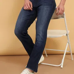 Wrangler Men Millard Mid-Rise Dark Shade Light Fade Clean Look Stretchable Jeans image 1