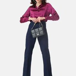 Kazo Women Flared High-Rise Mildly Distressed Jeans image 3