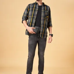 SF JEANS by Pantaloons Men Skinny Fit Clean Look Light Fade Stretchable Jeans image 2