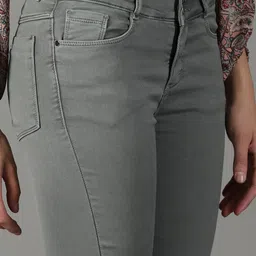 SHOWOFF Women Clean Look High-Rise Stretchable Jeans image 3