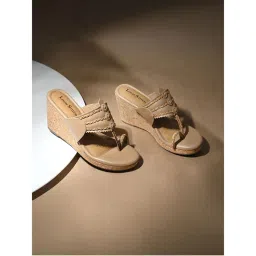 Louis Stitch Women Beige Toe Ring Lightweight Wedge Heels-image-7
