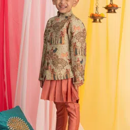 Vastramay Boys Self Design Mandarin Collar Sherwani Set image 4