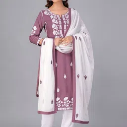 DORIYA Floral Embroidered Round Neck Straight Kurta With Palazzos & Dupatta image 4