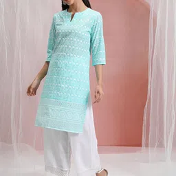 Vishudh Blue & White Floral Embroidered Round Notched Neck Straight Kurta image 4