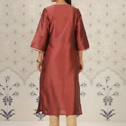 Ode by House of Pataudi Flared Sleeves Straight Kurta image 4
