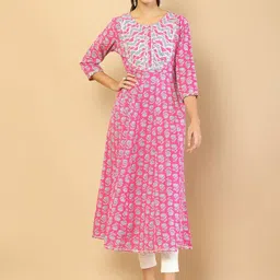 Soch Women Pink Floral Printed Floral Anarkali Kurta-image-68