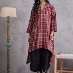 InWeav Checked Flared Sleeves V-Neck Cotton A-Line Kurta-image-0