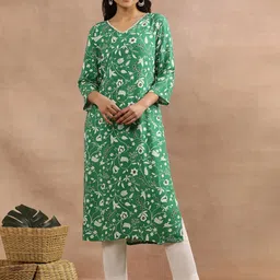 W Floral Printed V-Neck Straight Kurta-picture-8