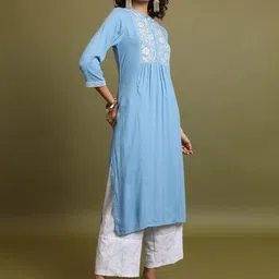 Vishudh Ethnic Motifs Yoke Design Mandarin Collar Panelled Thread Work Straight Kurta-image-82