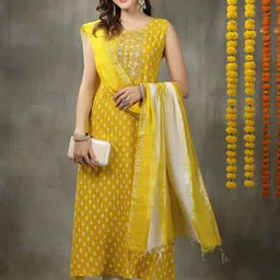 Stylum Floral Printed Gotta Patti A-Line Kurta with Dupatta-picture-4